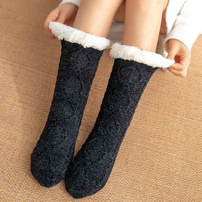 TeddyPaws™ SnowKiss Cozy Socks